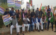 Congress protests outside Haryana hotel where K'taka BJP MLAs are lodged
