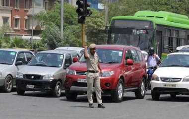 Gurugram: Police constable injured after car breaks barrier at check post