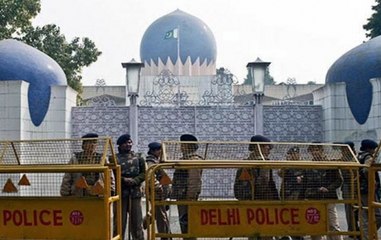 People stage protest with Tricolour at Pakistan Embassy in Delhi