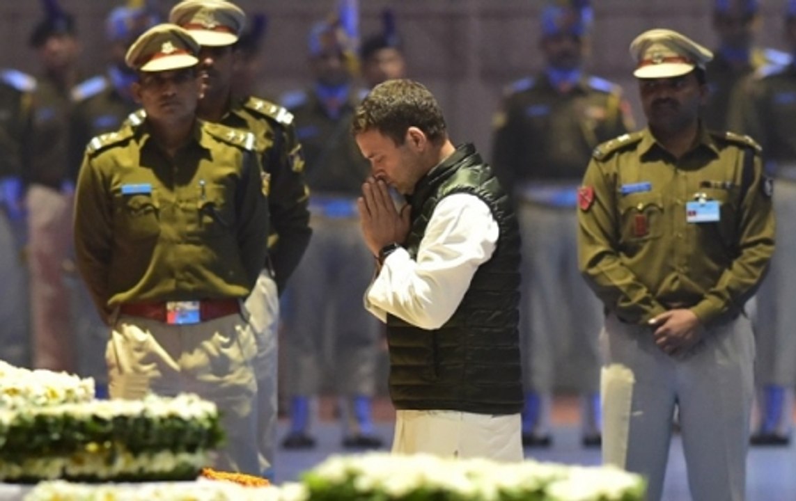 Congress president Rahul Gandhi pays tribute to CRPF jawans