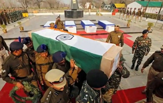 Pulwama attack: Wreath-laying ceremony of CRPF jawan in Dehradun