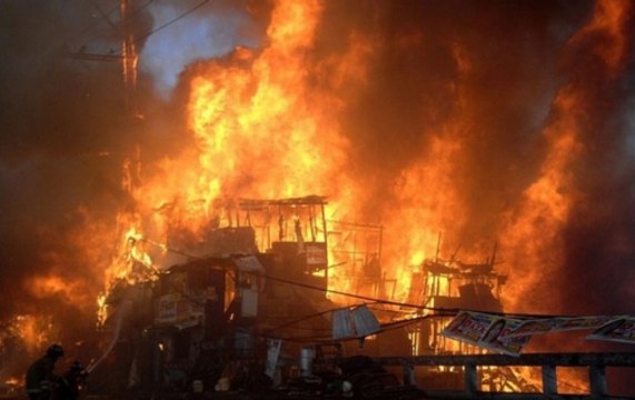 Fire breaks out at slum in Delhi's Paschim Puri, over 300 huts gutted