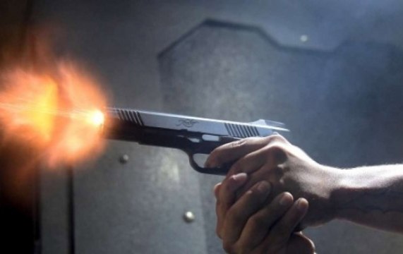 Firing near Akshardham Temple in Delhi, attacker nabbed by police