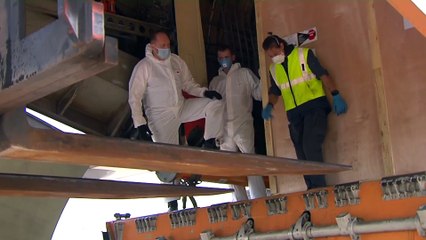 Maroto asiste a la llegada de la maquinaria de Mondragón