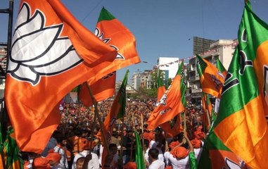 BJP’s massive roadshow ahead of Shah’s filing of nomination in Gujarat