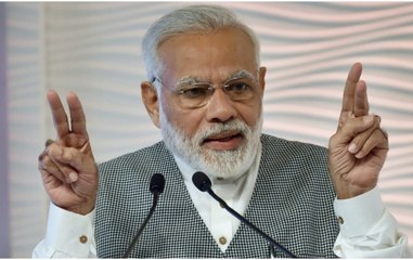 Скачать видео: Modi in Varanasi: PM Modi addresses BJP workers in Varanasi