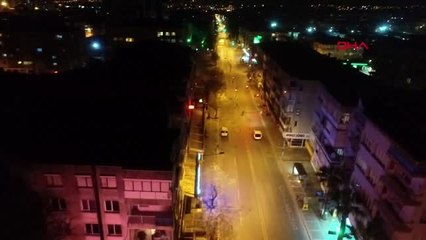 İZMİR'DE SOKAĞA ÇIKMA KISITLAMASI BAŞLADI