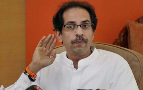 Uddhav Thackeray offers prayers to Ram Lalla along with Shiv Sena MPs