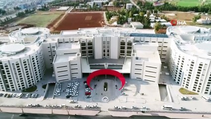 Karantinadaki sağlık çalışanı baba istedi, Vefa ekibi sürprizi yaptı