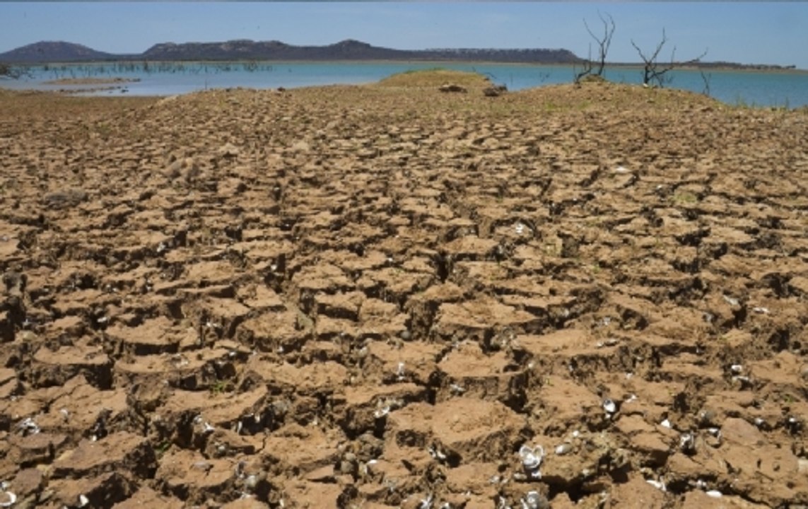 Chennai faces worst-ever water crisis, four reservoirs run dry