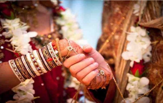 Madhya Pradesh: Con bride arrested moments before duping 3rd husband