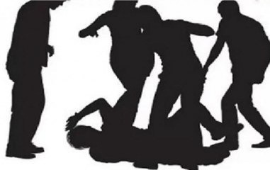 Mob thrashes alleged thief after tying his hands, legs in Mumbai