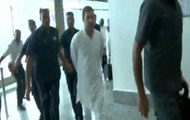 Rahul Gandhi-led opposition delegation arrives at Delhi airport