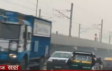 Smog Attack In Delhi As AQI Level Reaches Emergency Level