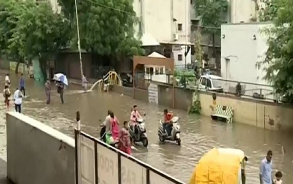 Ahmedabad: Heavy Rains Cause Waterlogging, Traffic Snarls