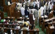 Opposition MPs Protest Against Withdrawing SPG Security For Gandhis