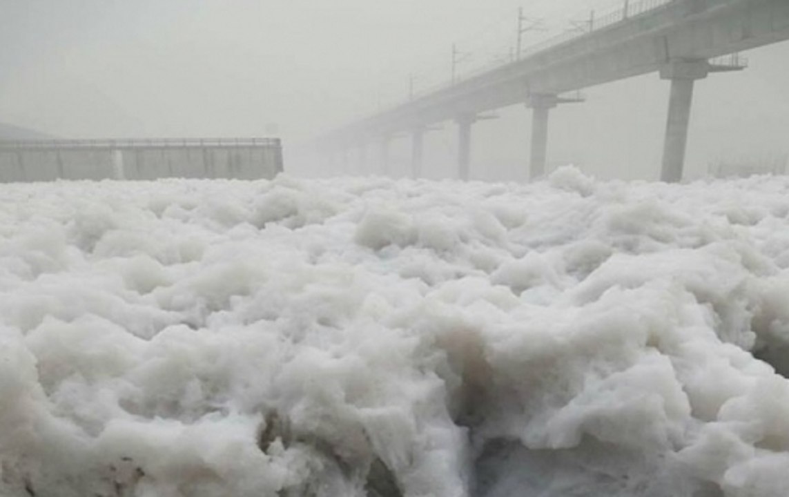 Delhi Air Pollution Creates Toxic Foam On Yamuna River