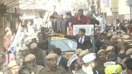 Delhi Assembly Polls 2020: Arvind Kejriwal Holds Roadshow in Matiala