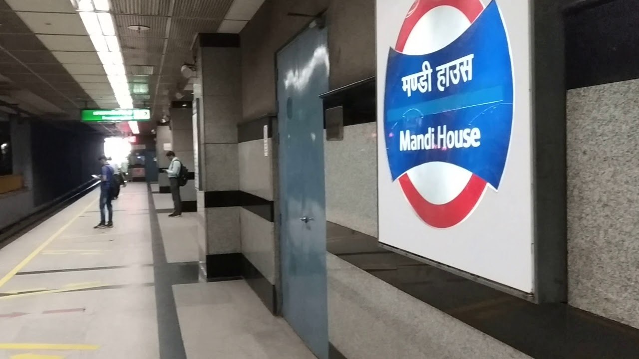 Delhi: Mandi House Metro Gates Closed In View Of CAA Protests