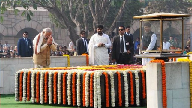 PM Modi Pays Tribute To Mahatma Gandhi On His Death Anniversary