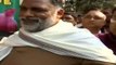 Patna: Former MP Pappu Yadav Sells Onion At Rs 35 Per Kg