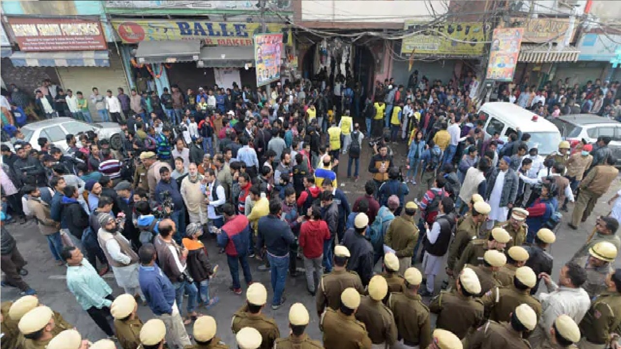 Delhi Building, Where 43 Died On Sunday, Catches Fire Again