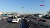 İSTANBUL-15 TEMMUZ ŞEHİTLER KÖPRÜSÜ'NDEKİ DENETİMLER HAVADAN GÖRÜNTÜLENDİ