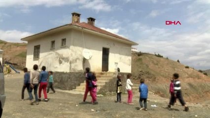 Bingöl'de internete erişim sağlanamayan köyde öğrenciler, EBA'ya bağlanamıyor