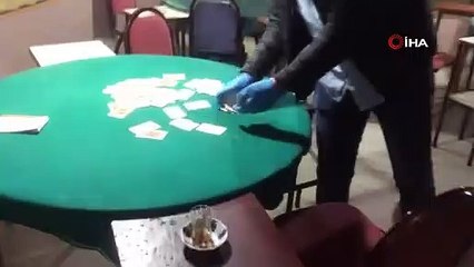 Sokağa çıkma yasağına saatler kala kumar oynarken yakalandılar