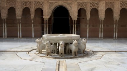 La Alhambra, vacía como resultado del confinamiento