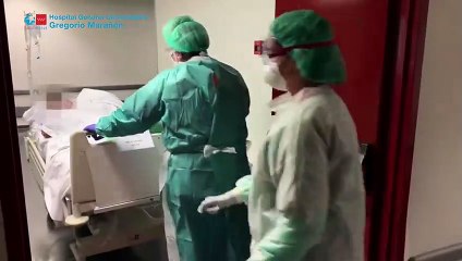 Recibe el alta definitiva el paciente de Covid-19 más joven del Hospital Gregorio Marañón