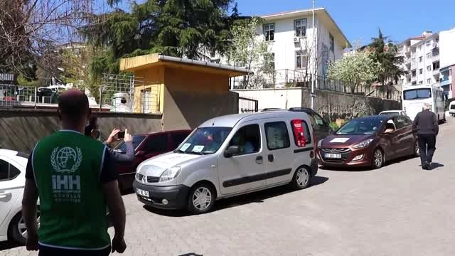 İnsani Yardım Derneğinden 750 aileye gıda yardımı