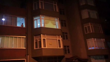 Fındıklı halkı Gamze Pala ve öldürülen tüm kadınlar için pencere ve balkonlardan ses çıkardı