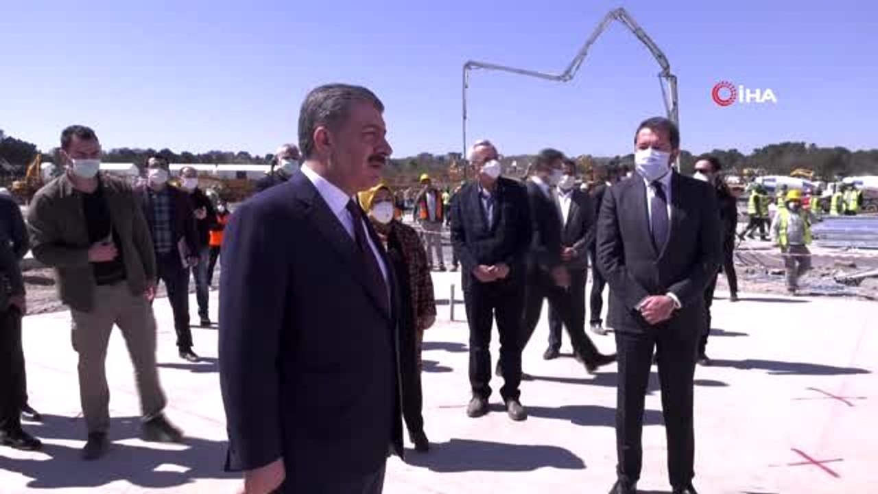 Sağlık Bakanı Fahrettin Koca, Sancaktepe'de yapılan hastanenin inşaatını inceledi