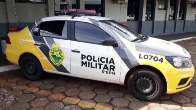 Após agredir os pais com barra de ferro, homem de 36 anos é detido pela Polícia Militar