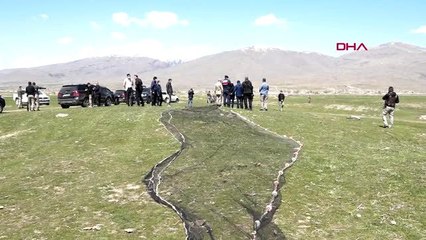 Van Gölü'nde av yasağına rağmen 10 ton balık avlanabilecek 400 metre ağı drone buldu