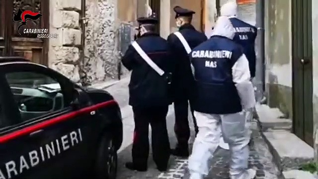 Video Reggio Calabria - Nas sequestrano casa di cura per anziani (18.04.20)