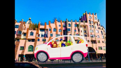 Video herunterladen: PINK Art HOTEL Trip in FISHER PRICE SUV with Teletubbies Toys-