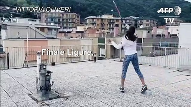 Coronavirus: en Italie, les toits deviennent des courts de tennis