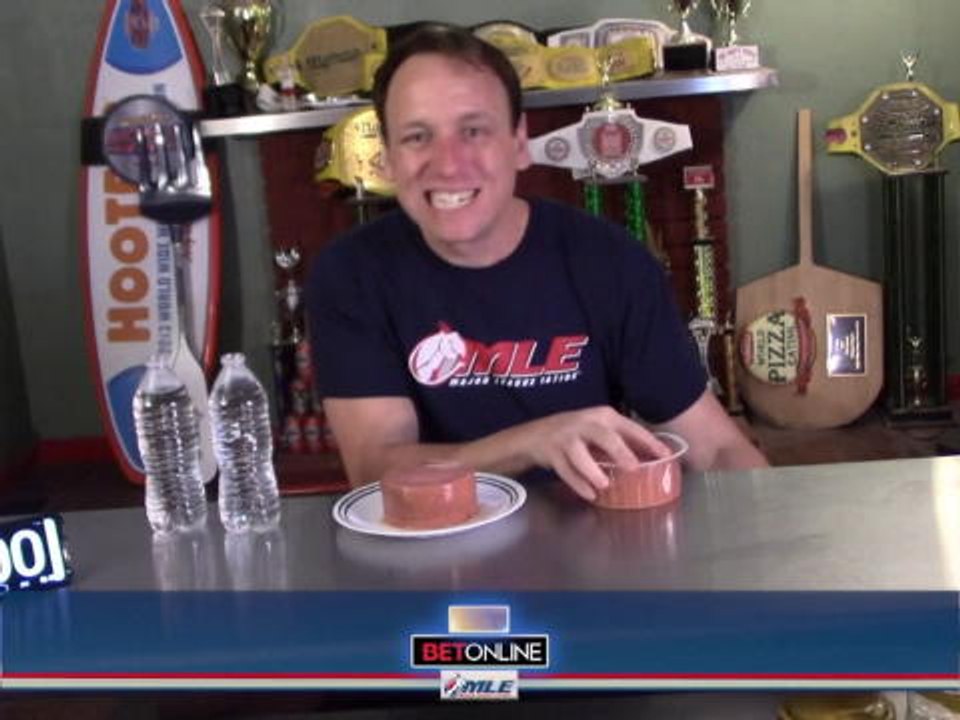 Major League Eaters serve up feast for U.S. sports fans