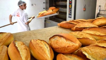 Mersin Büyükşehir Belediyesi "bedava ekmek yasaklandı" dedi, valilikten jet yanıt geldi