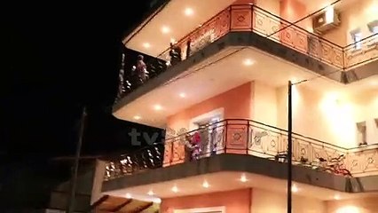 Λαμία: Ανάσταση στα μπαλκόνια