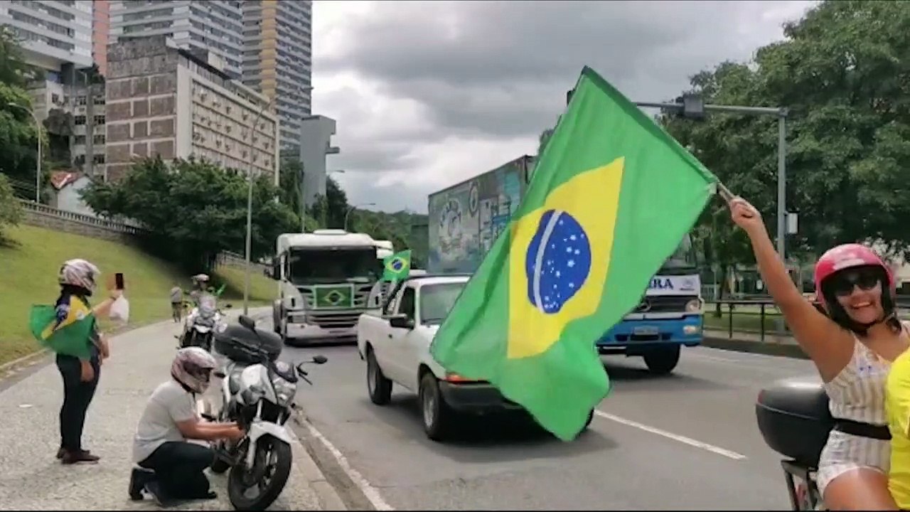 Protesto contra o isolamento