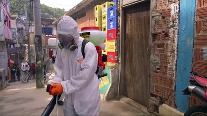 Favelas de Rio desinfectadas por sus propios residentes
