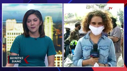 PSBB Tangerang, Pengendara Berboncengan Dicek KTP