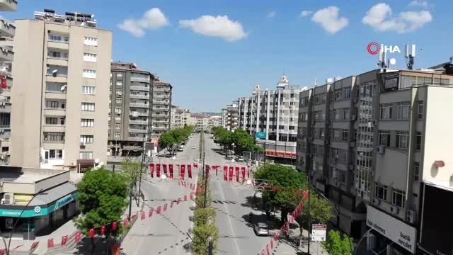 Gaziantep'te yoğun caddeler ve mesire alanları boş kaldı