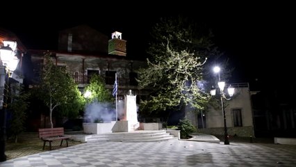 Ανάσταση στα μπαλκόνια οι Βοιωτοί. Λίγοι και "ατομικοί" οι παραδοσιακοί λάκκοι