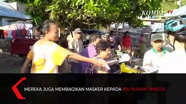 Komunitas Sepeda Lipat Gorontalo Bagikan 500 Masker Kepada Masyarakat