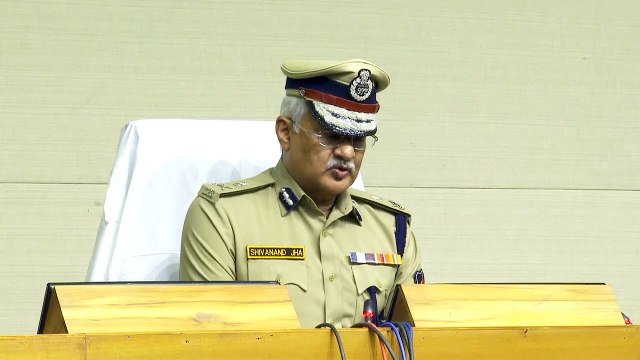 239 people arrested from Ahmedabad, Rajkot & Surat during lockdown says Gujarat DGP Shivanand Jha