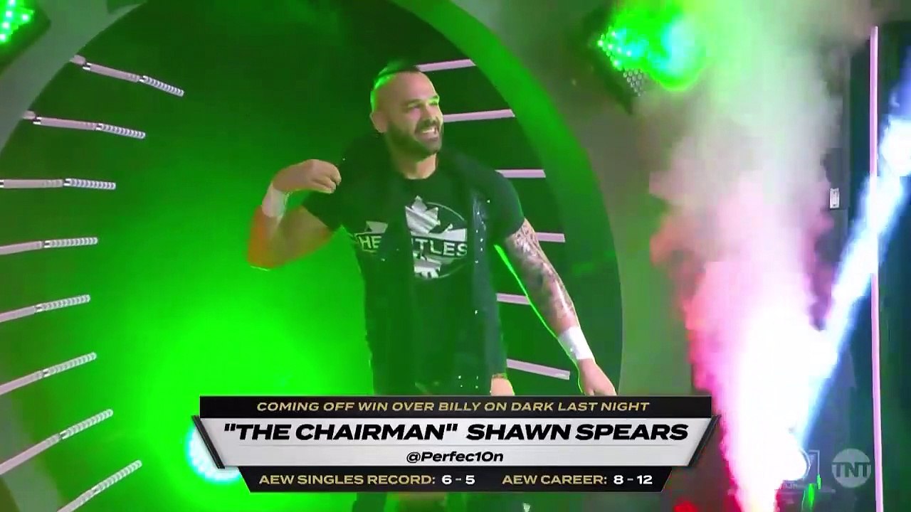 Shawn Spears vs. Justin Law